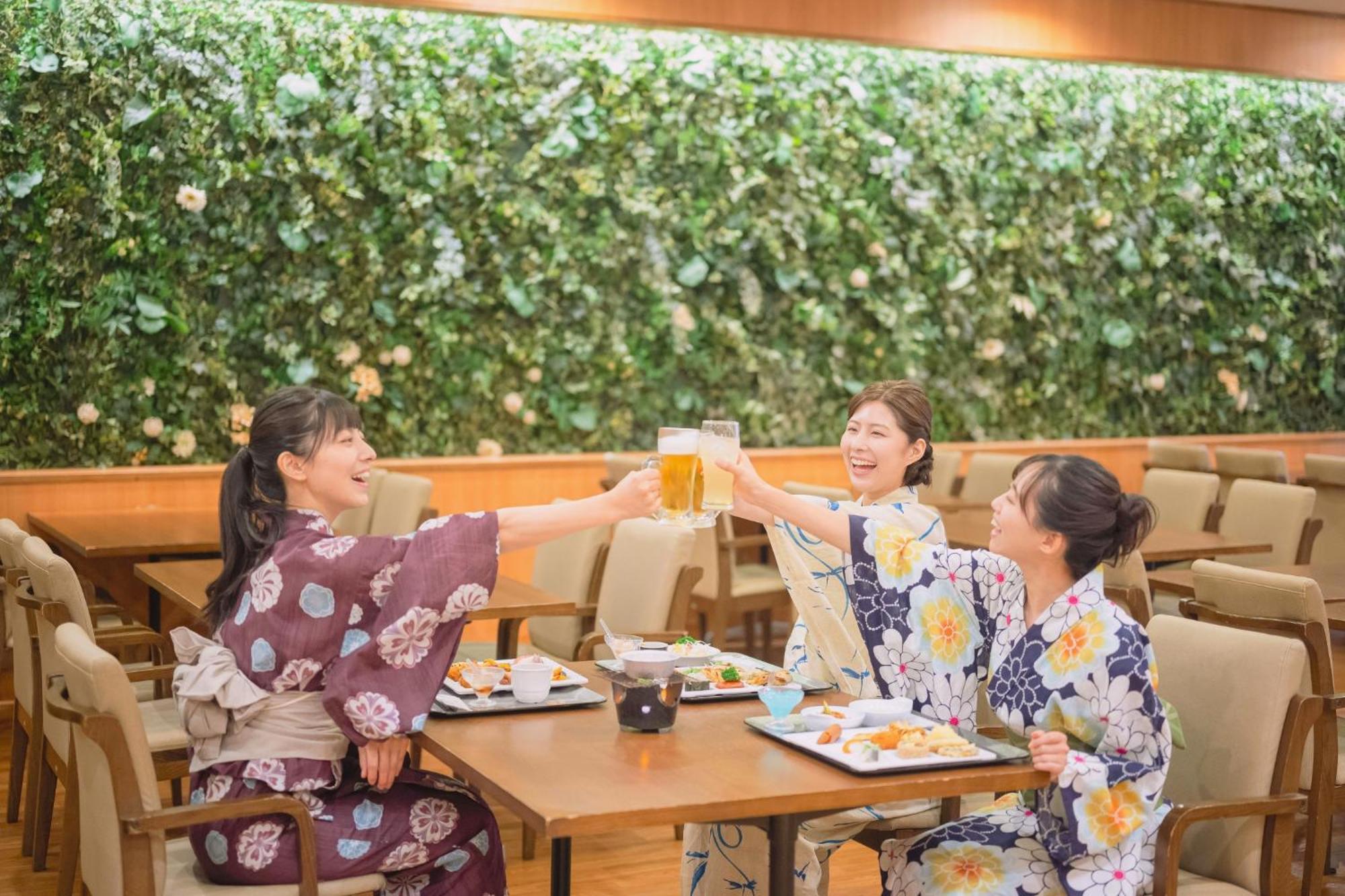 Ooedo Onsen Monogatari Dogo Hotel Matsuyama  Ngoại thất bức ảnh
